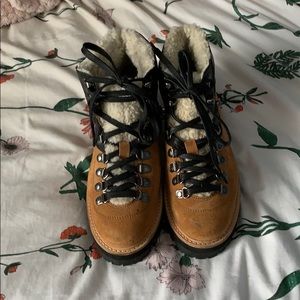 Furry hiking/winter boots